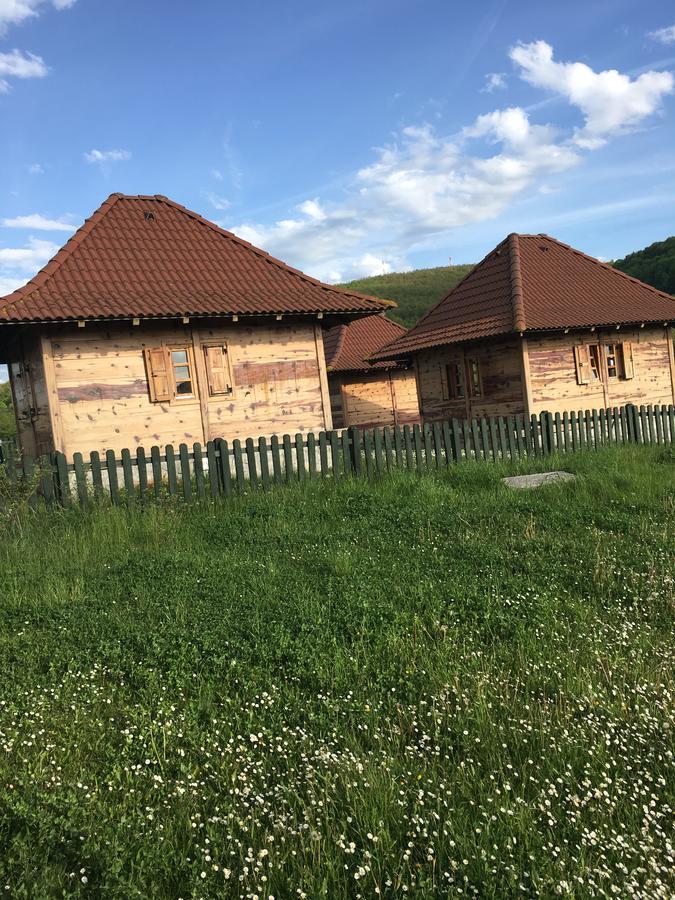 Nacionalna Kuca Bajo Mackat Villa Екстериор снимка