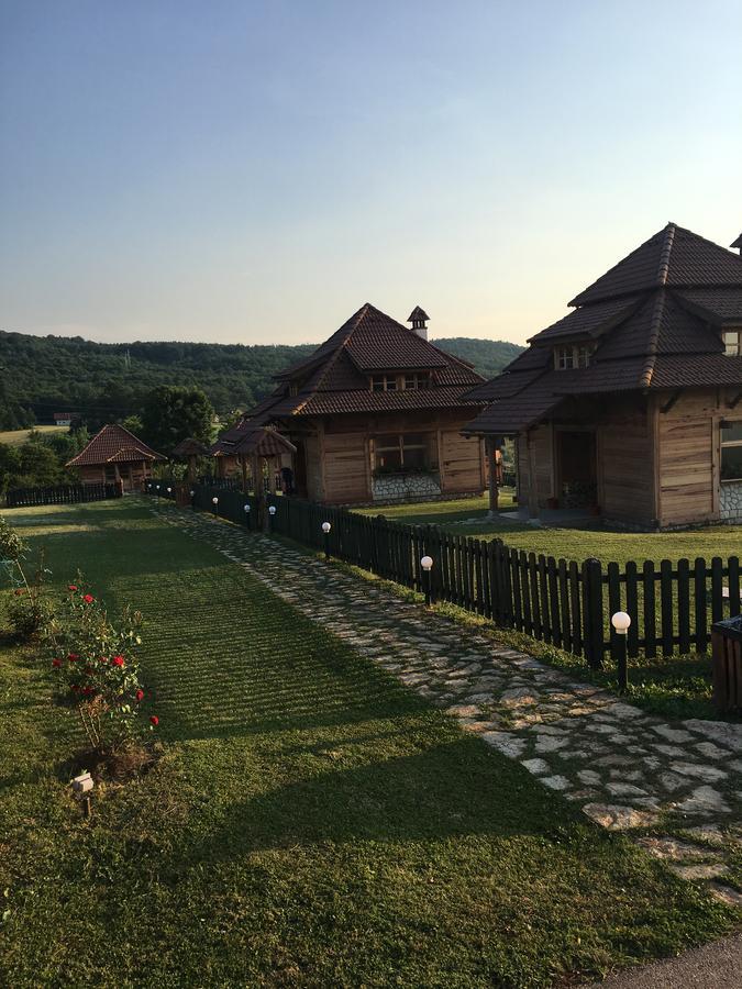 Nacionalna Kuca Bajo Mackat Villa Екстериор снимка