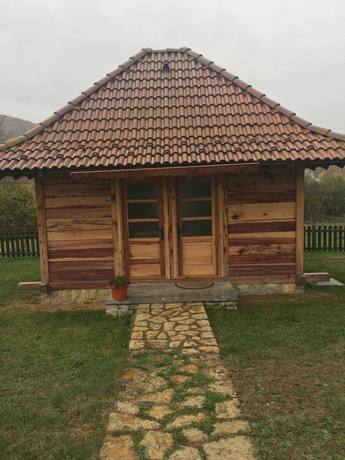 Nacionalna Kuca Bajo Mackat Villa Екстериор снимка